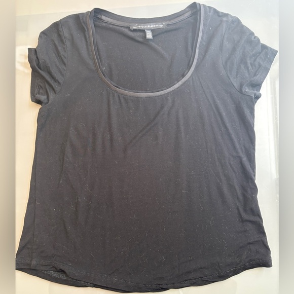 White House Black Market Satin Crew Neck Black Short Sleeve stretchy Tee size XS - Picture 3 of 7